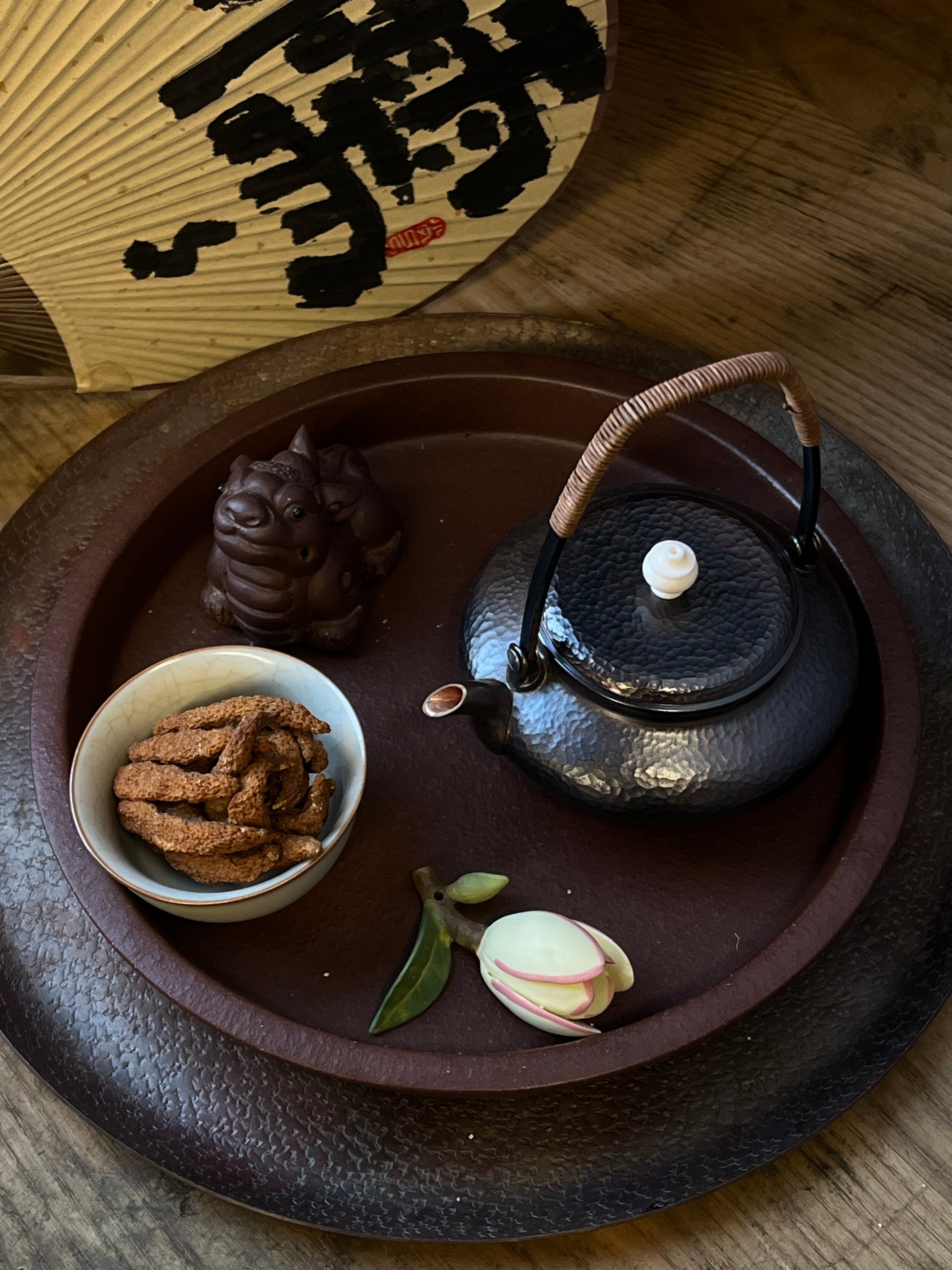 Handcrafted Beam-Raising Teapot by Jiang Zao