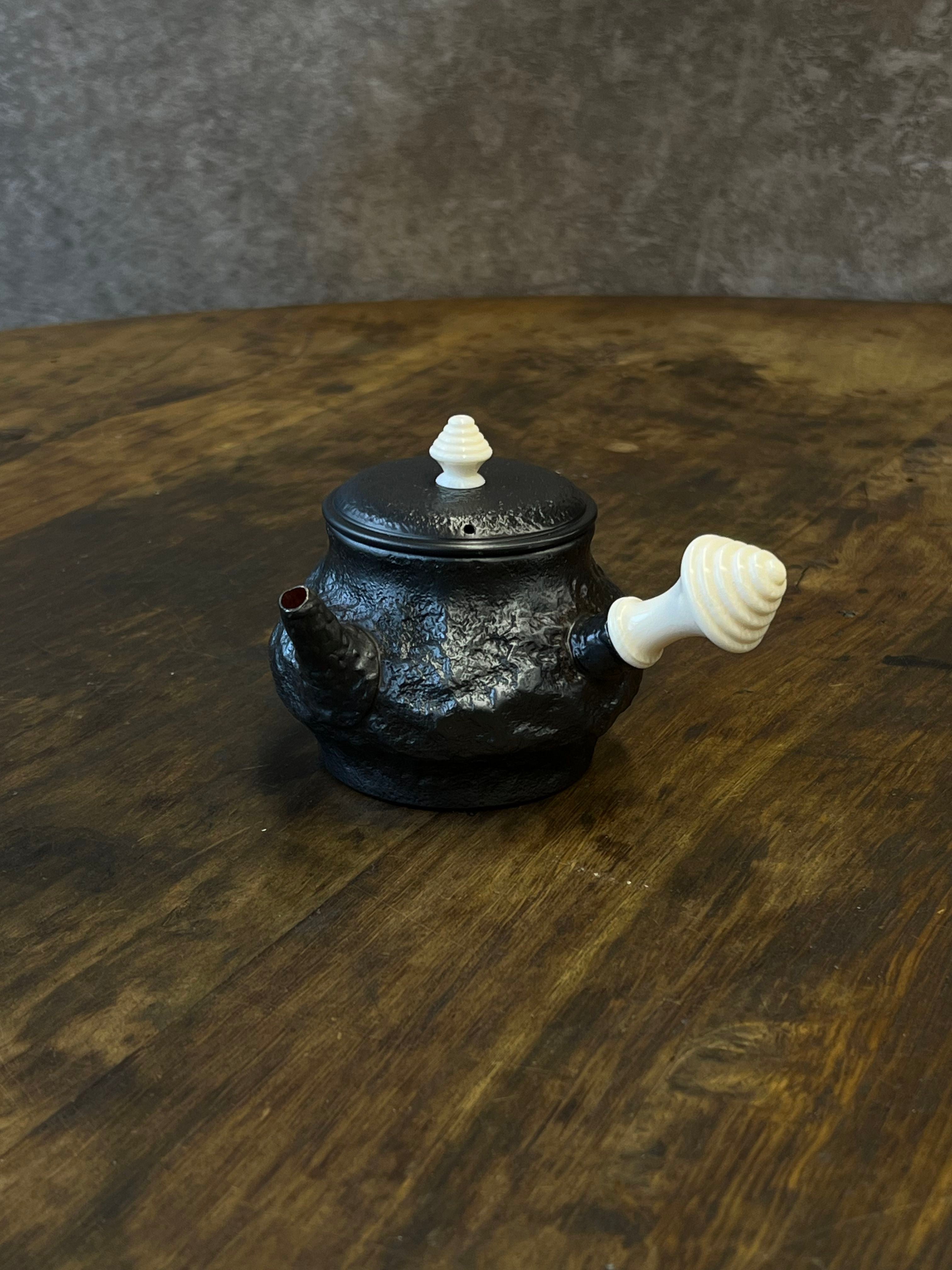 Artisanal Side-Handle Teapot, Handcrafted by Jiang Zao